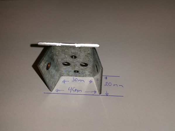 Holder for feste i LNB bom